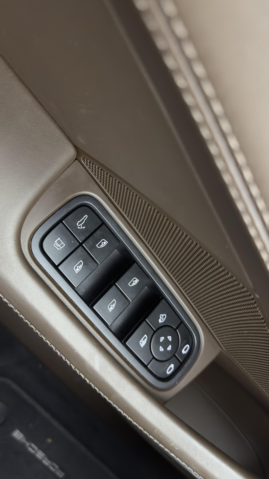 Porsche Panamera 4 V6 2.9L 462 Hybrid — photo 15