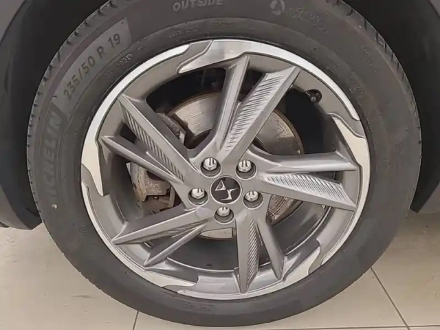 Ds Ds 7 ds7 crossback hybride e-tense 300 eat8 4x4 — photo 35