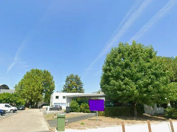 Bureaux 870 m²