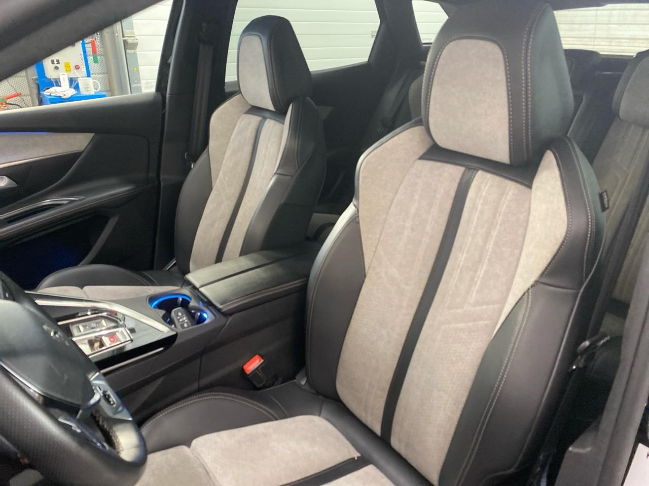 Peugeot 3008 hybrid 225 e-eat8 gt pack — photo 10
