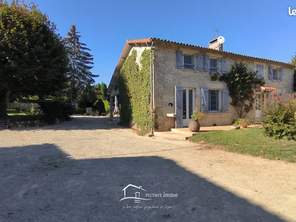 Maison de village 6 pièces 150 m²