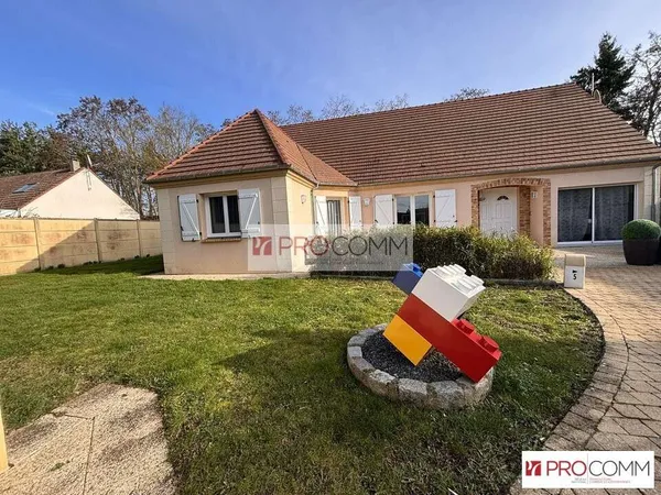 Local d'activité 147m² à vendre à Morancez