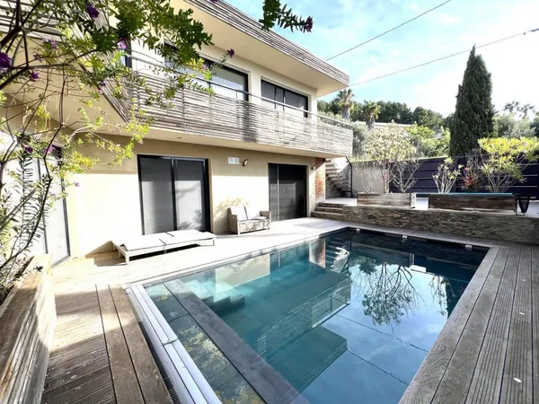 Vends maison récente