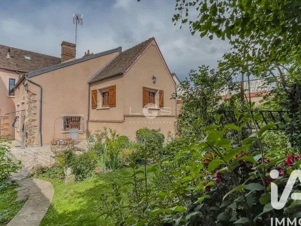 Maison 10 pièces 235 m²