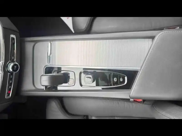 Volvo Xc60 t8 hybride rechargeable 455ch ultra style chrome geartronic 8 awd — photo 32