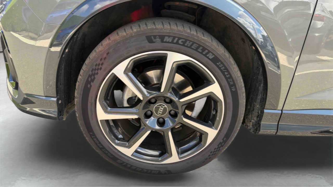 Audi Q3 Sportback 35 TFSI 150 ch S tronic 7 — photo 16