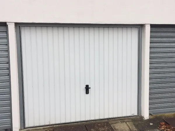 Parking/box 13 m² PESSAC
