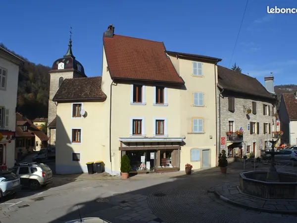 Maison 8 pièces 106 m²