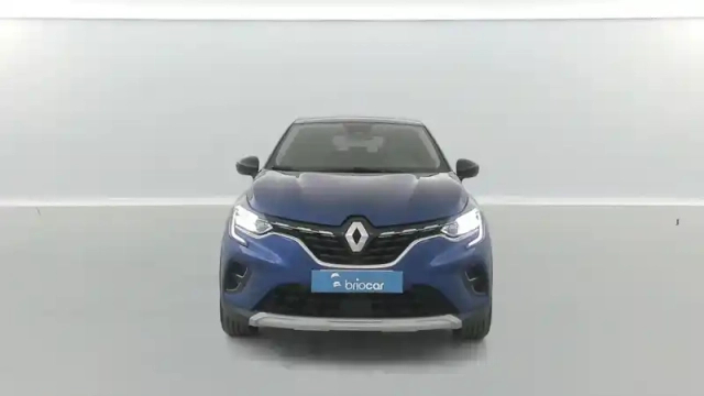 Renault Captur 1.0 tce 90ch techno + attelage — photo 32