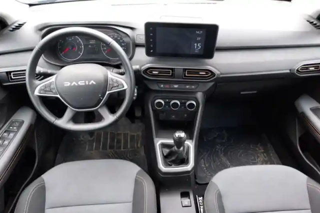 Dacia Sandero eco-g 100 gsr2 — photo 11