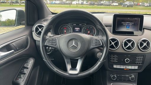 Mercedes Classe B 180 122 7G-DCT - Inspiration – 2018 – 89870 km – Essence – Boîte Automatique — photo 29