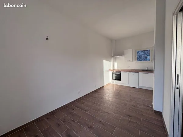 Studio meublé 18 m² - année scolaire