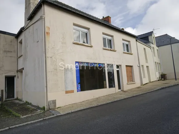 Pierric -- Maison 130,5 m2, 3 chambres et garage d'env. 70 m2
