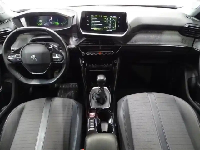 Peugeot 2008 1.2 puretech 130ch s&amp;s allure pack — photo 7