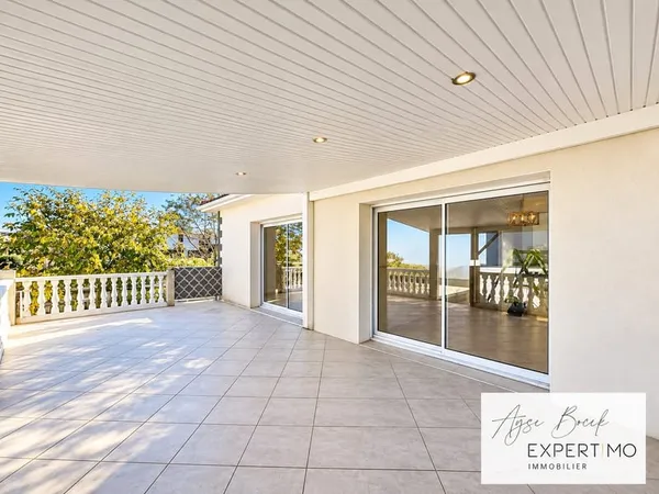 Chanas (38150) : Maison de plain-pied 4 chambres 128 m2