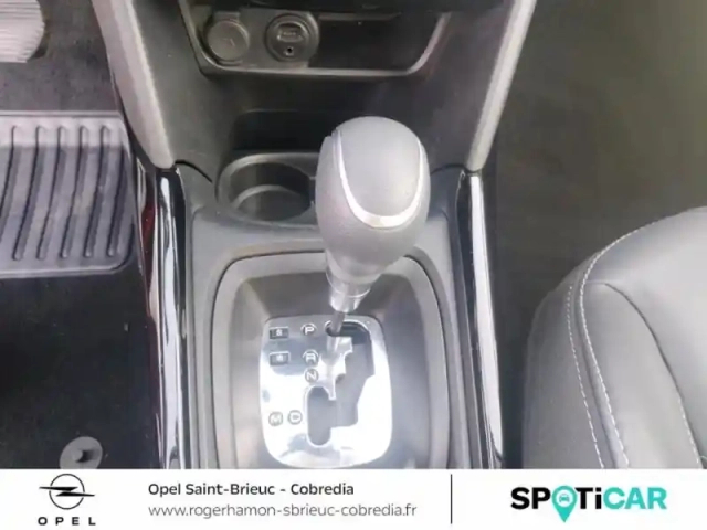 Peugeot 2008 1.2 puretech 110ch allure s&amp;s eat6 — photo 13