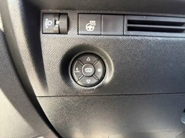 Citroën C4 e- 136 ch automatique — photo 30