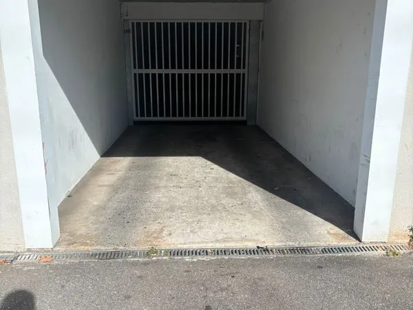 🚗🏍️ Place de parking sécurisée - Toulouse - Disponible fin novembre (Voiture/Moto)
