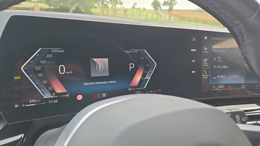 BMW Serie 2 Active Tourer 218i 136 BVA - Luxury – 2023 – 85769 km – Essence – Boîte Automatique — photo 21