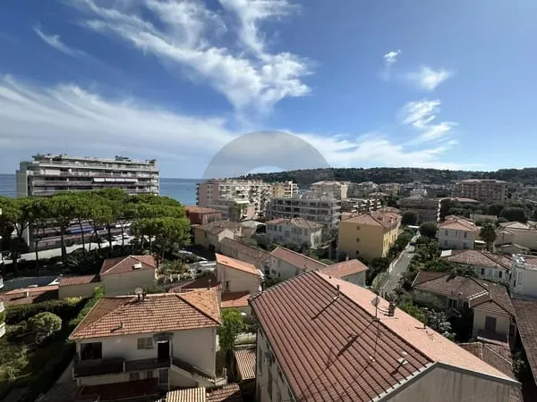 Centre Carnolès: Très bel appartement 4P avec Solarium - Vue panoramique - Garage