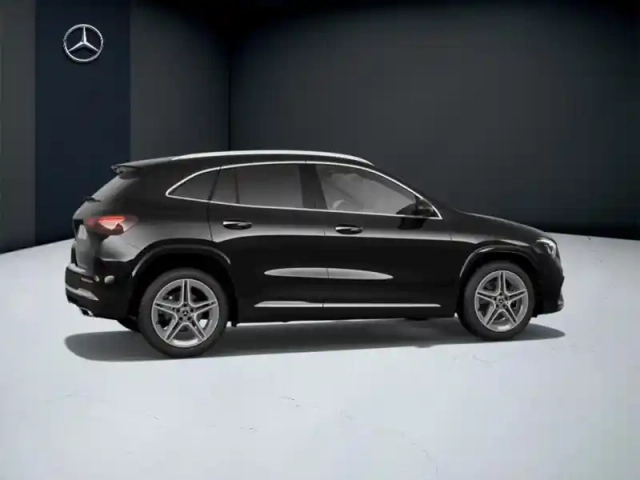 Mercedes Gla 180 d edition 140 — photo 18