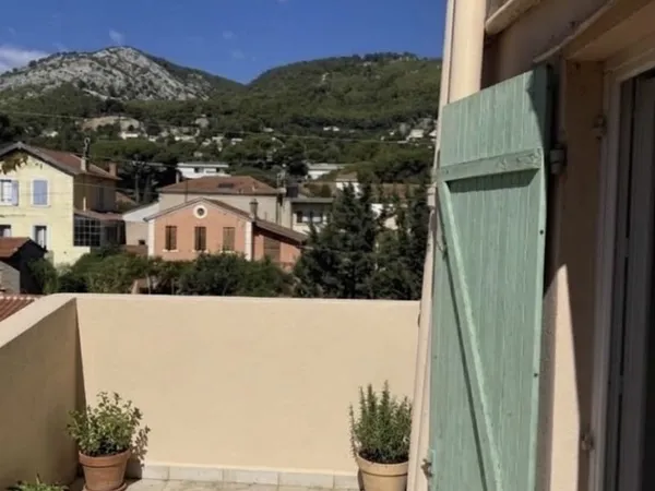 Toulon Brunet T2 avec terrasse