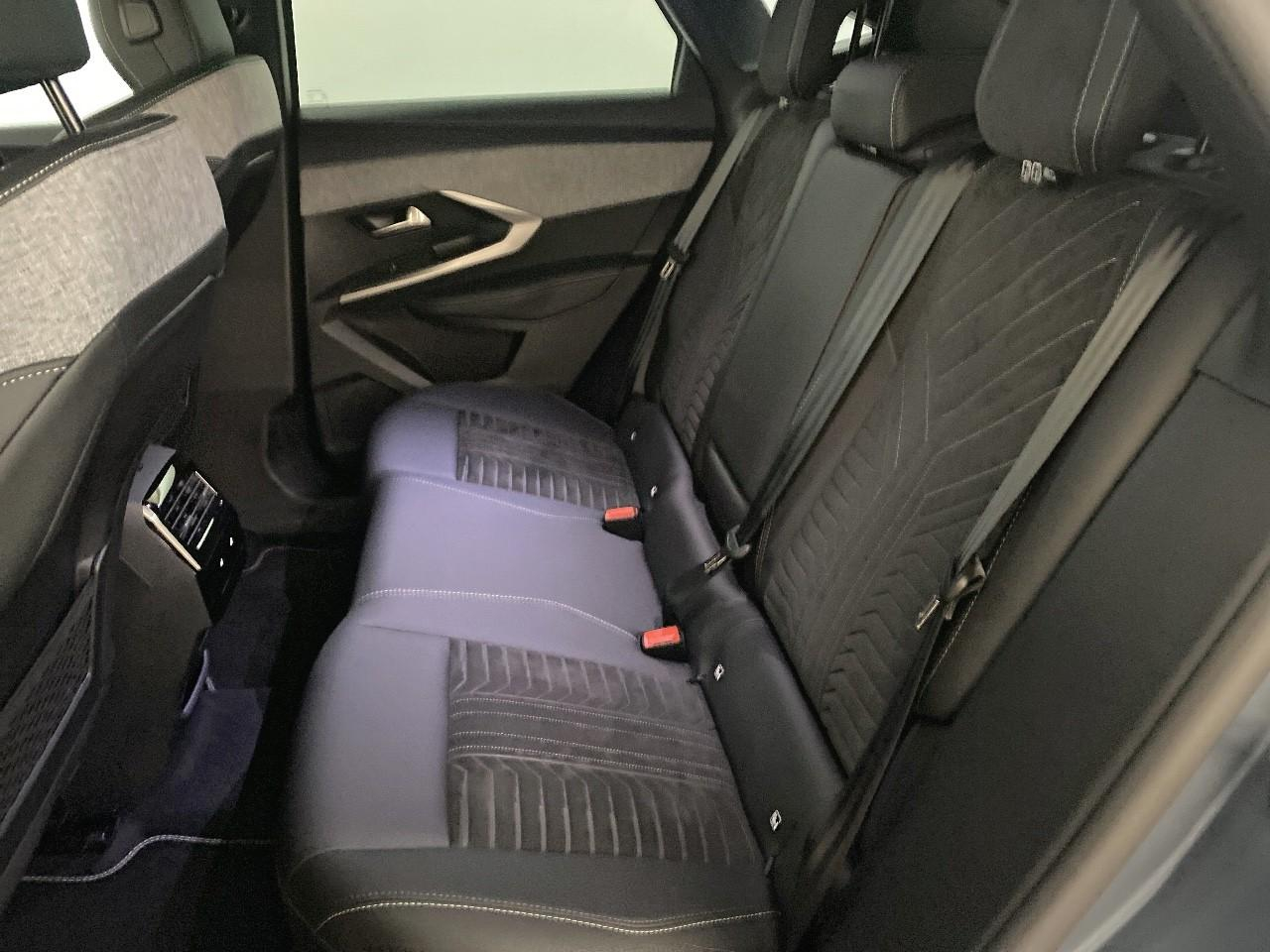 Peugeot 3008 hybrid 145 e-dcs6 gt — photo 10