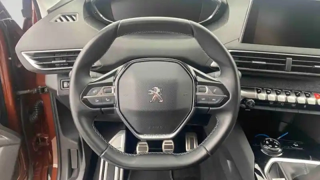 Peugeot 3008 1.2 puretech 130ch s&amp;s bvm6 — photo 15