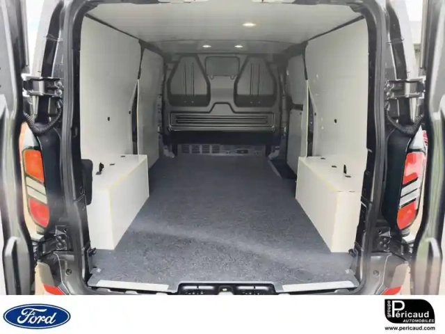 Ford Transit custom fourgon 320 l2h1 2.0 ecoblue 170 ch bva8 — photo 10