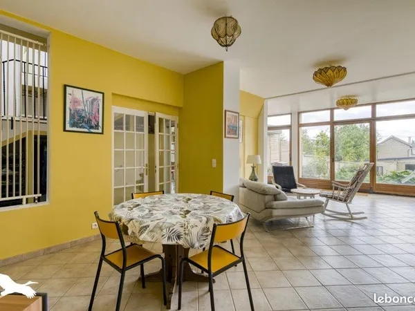 Maison 7 pièces 177 m²