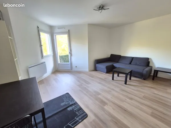 T2 meublé - Quartier de la jonelière - Garage
