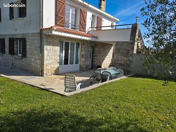 Maison familiale T5 + T4