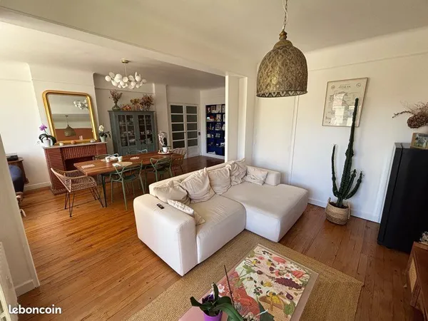 Appartement rénové 84m2 terrasse et cave
