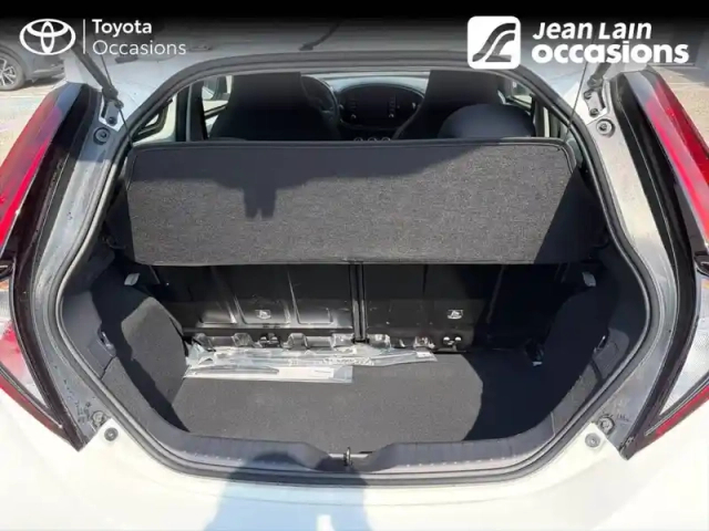 Toyota Aygo x 1.0 vvt-i 72 s-cvt — photo 10
