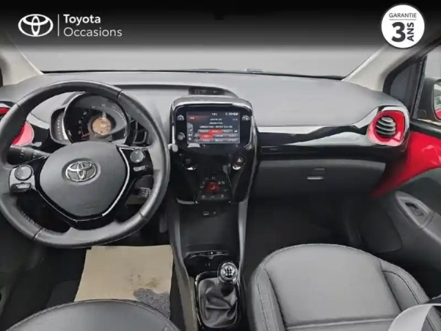 Toyota Aygo 1.0 vvt-i 72ch x-clusiv zen série 5p my21 — photo 8