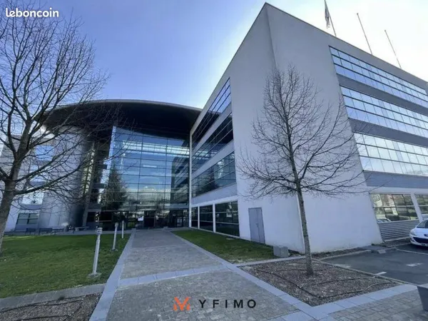 Bureaux 2808 m² GUYANCOURT