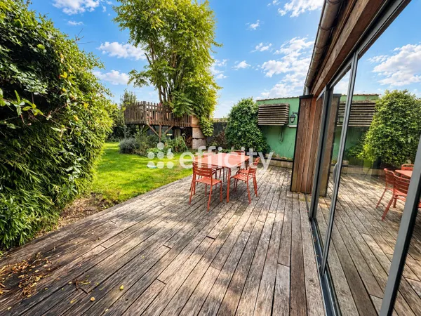 Maison 6 pièces 181 m²
