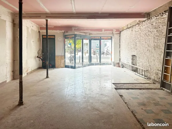 Local commercial 75 m²
