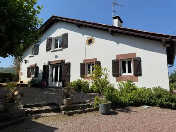 Maison 11 pièces Lecumberry.