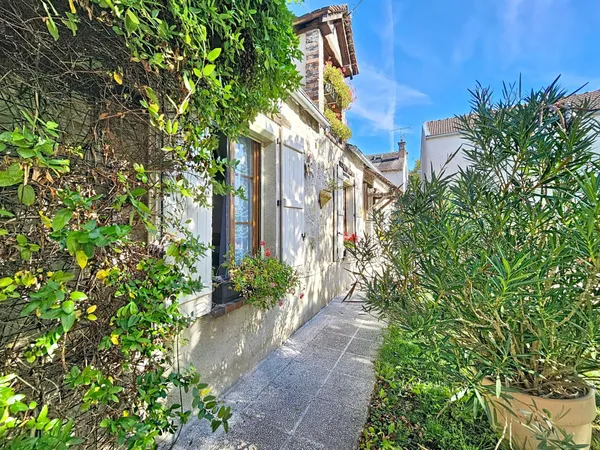 Longère familiale de 115 m² au coeur du village.