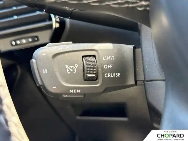 Ds Ds 7 ds7 crossback hybride e-tense 300 eat8 4x4 — photo 15