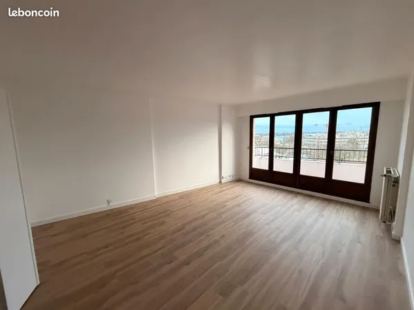Appartement T4 de 80m2 à louer Cergy Grand Centre - Chemin Dupuis Paradis - Parc François Mitterand