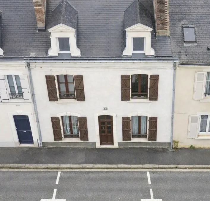 Photo 1