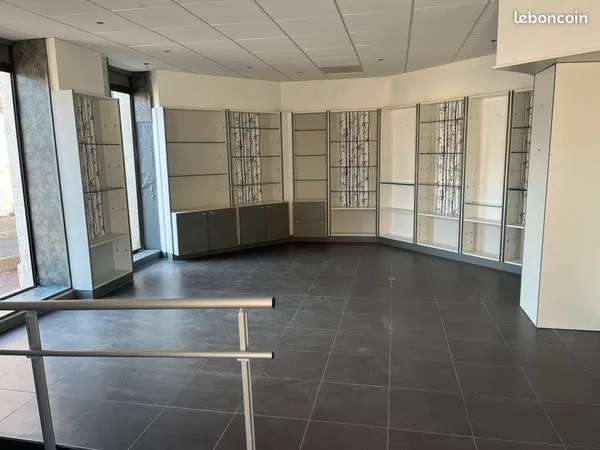 Local commercial 100 m²