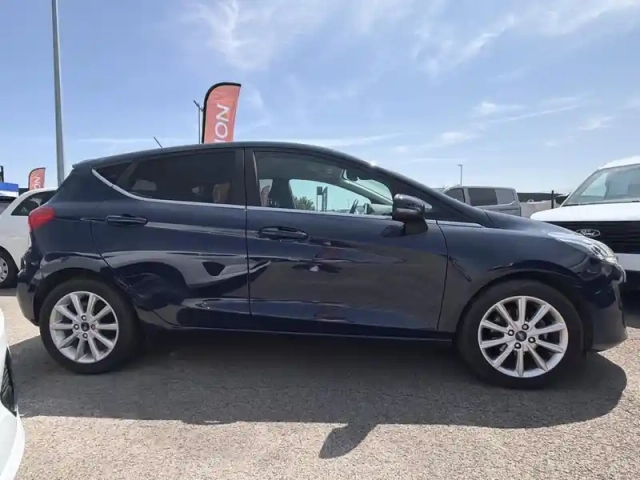 Ford Fiesta 1.0 ecoboost 100ch stop&amp;start titanium 5p euro6.2 — photo 4