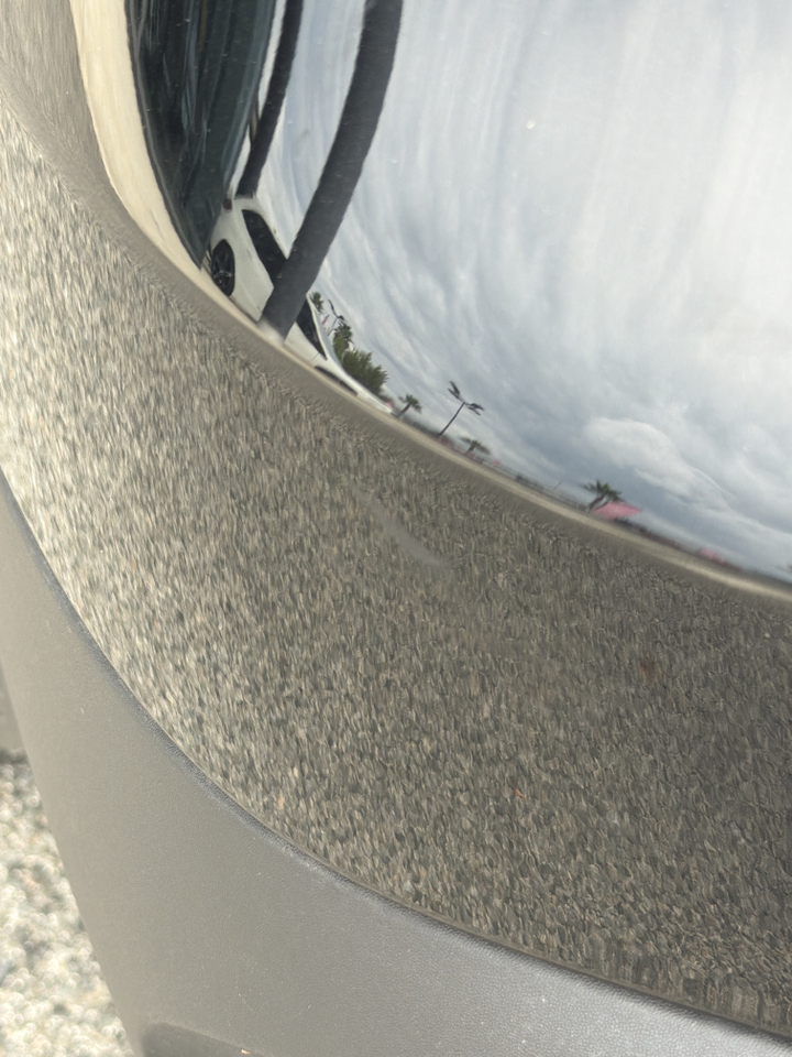 Mercedes EQB 250+ — photo 17