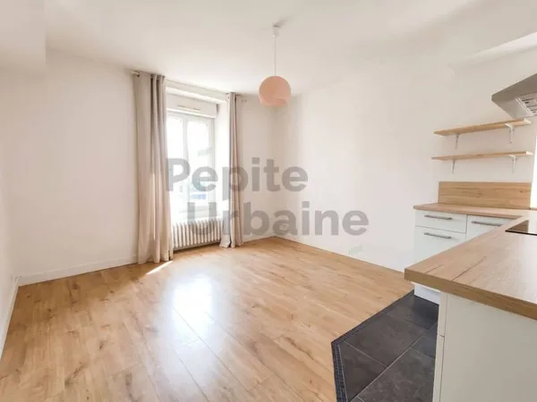 Studio 1 pièce 21 m²