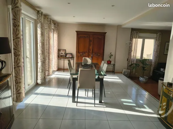 Marly - Maison familiale 192m² , 4 chambres, terrain de 1069m²