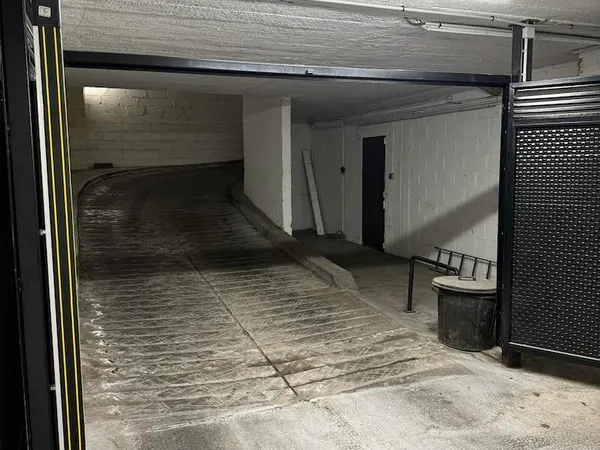 Vends parking