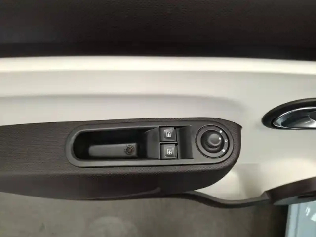 Renault Twingo iii sce 65 — photo 26